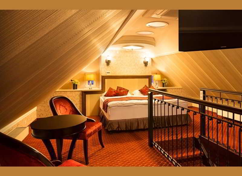 Hotel Dvorana Карловы Вары Экстерьер фото