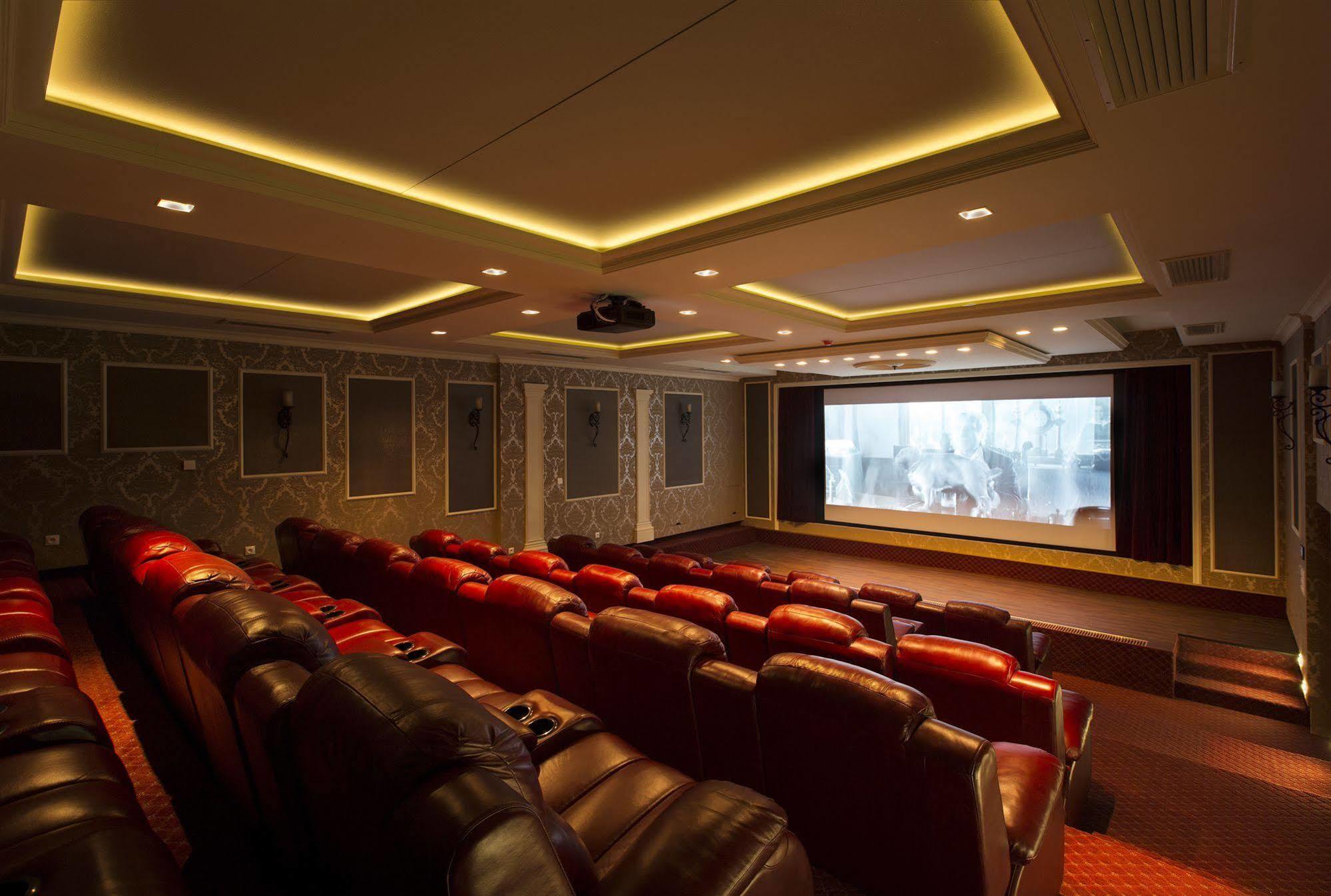 Hotel Dvorana Карловы Вары Экстерьер фото