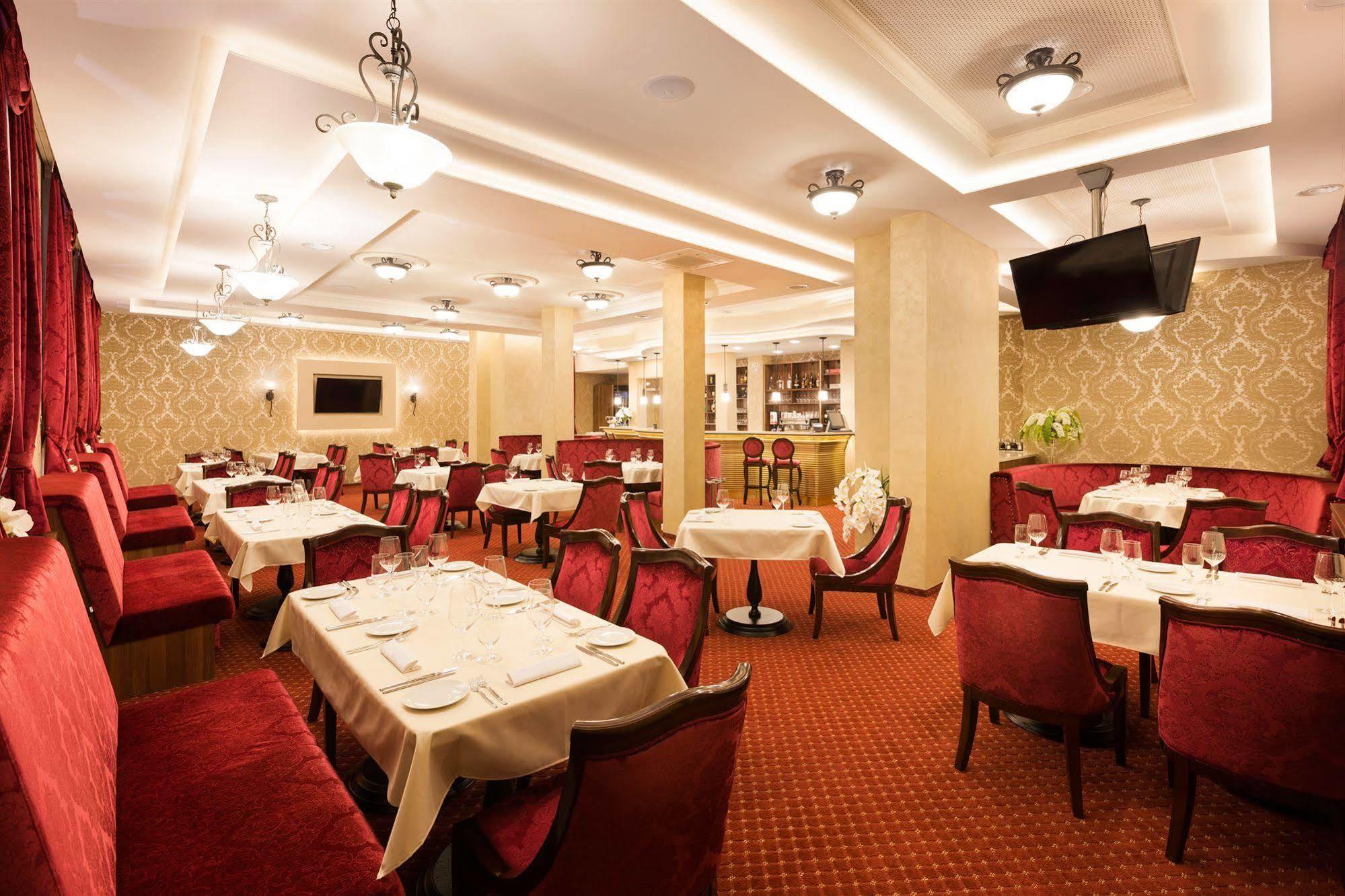 Hotel Dvorana Карловы Вары Экстерьер фото